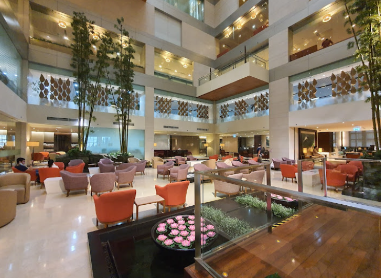 バンコク　バムルンラード病院　