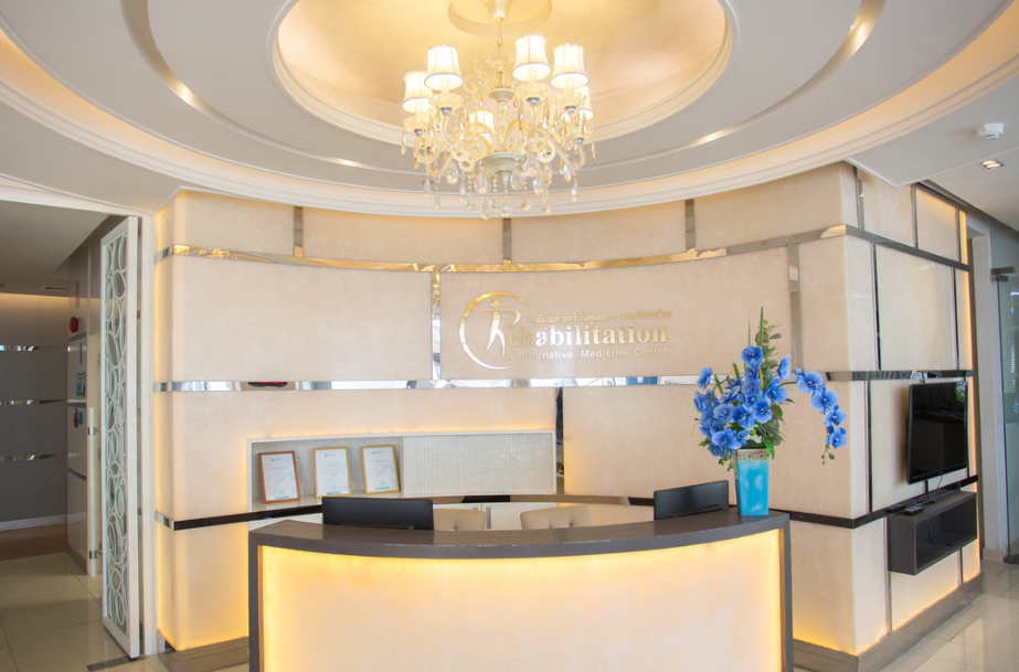 プーケット　バンコク病院シリロジ (1)