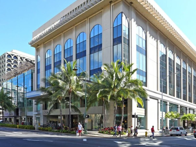 アメリカ　シミ取り　聖ルカクリニックワイキキ（St. Luke's Clinic Waikiki)